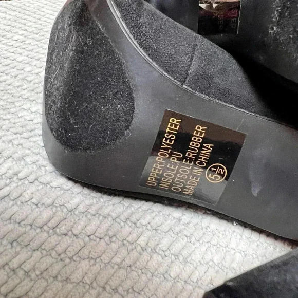 Jg Womens Black Faux Suede Pointed Toe Buckle Pumps Heels Sz 5.5 Classic Sexy - Picture 3 of 10